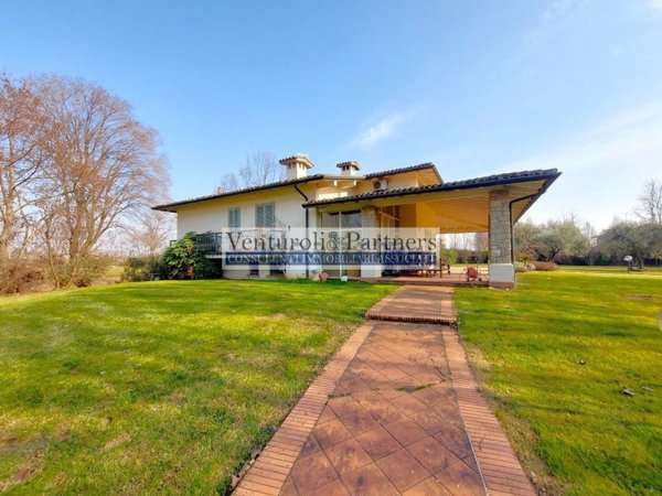 casa indipendente in vendita a Mazzano