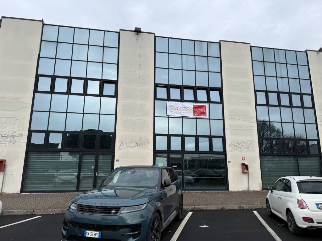 capannone in vendita a Mazzano in zona Molinetto