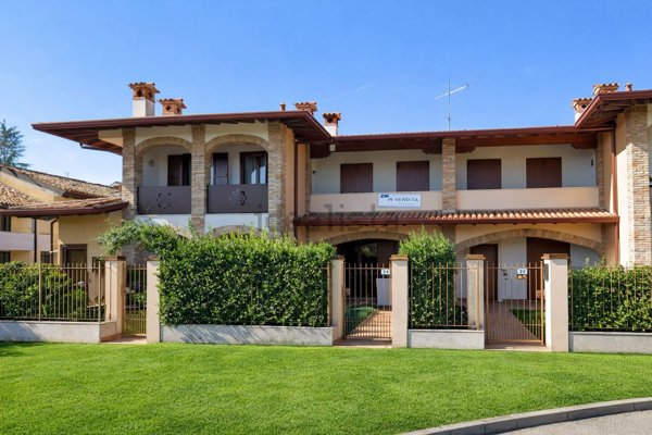 casa indipendente in vendita a Mazzano