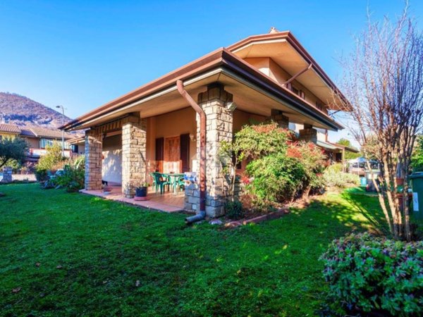 casa indipendente in vendita a Mazzano