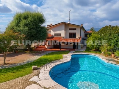 casa indipendente in vendita a Mazzano