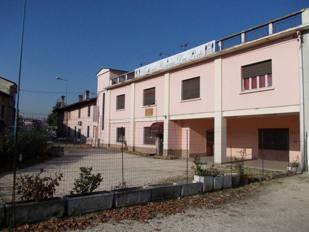 intera palazzina in vendita a Mazzano in zona Molinetto