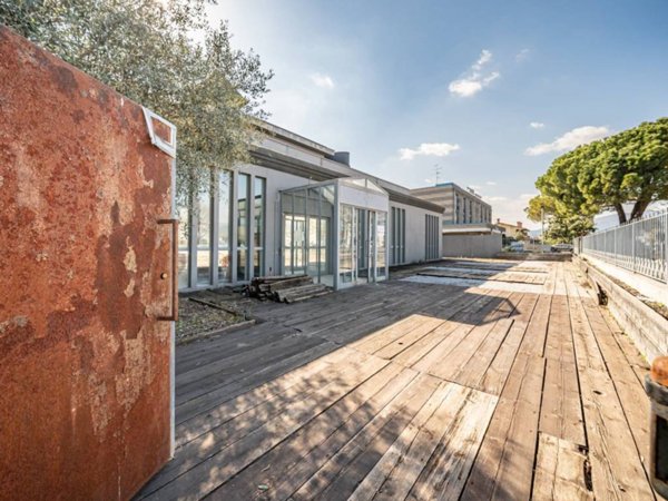 negozio in vendita a Mazzano in zona Molinetto