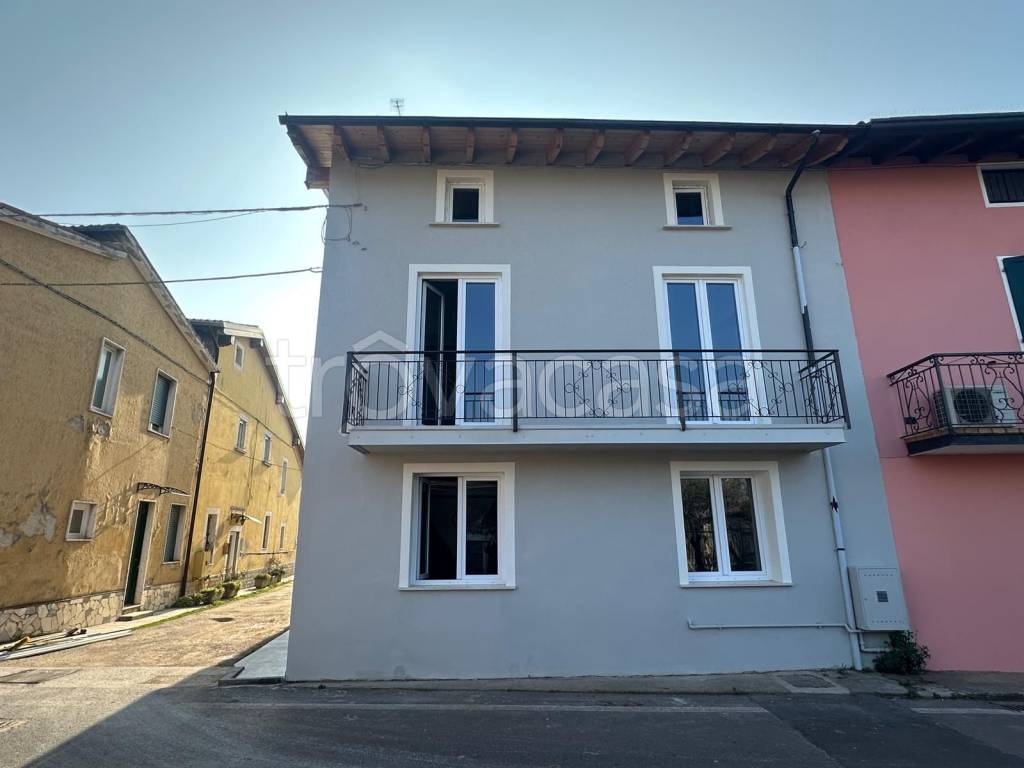 casa indipendente in vendita a Mazzano in zona Molinetto