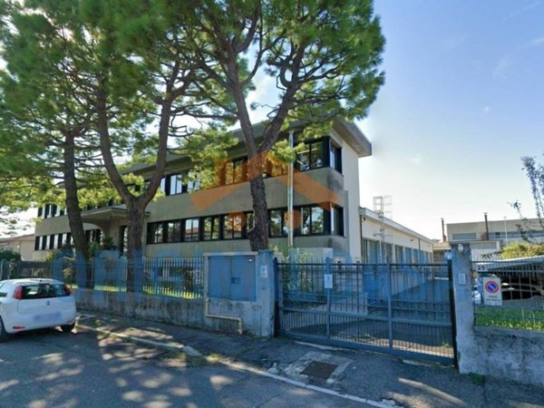 capannone in vendita a Mazzano