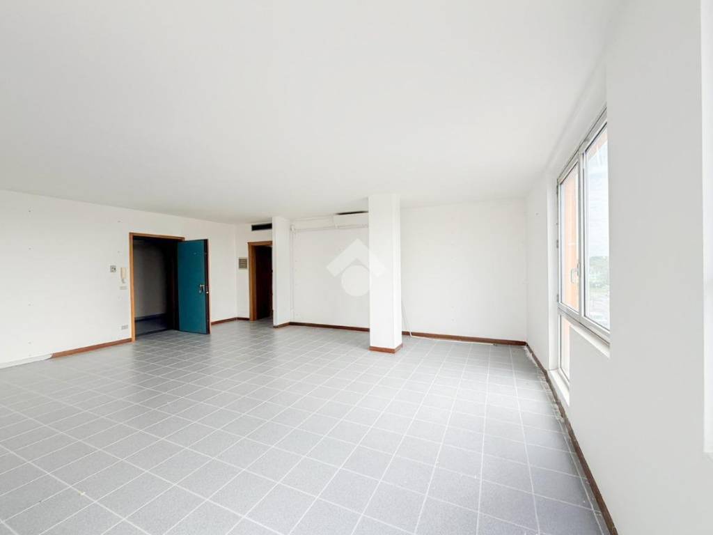 ufficio in vendita a Mazzano in zona Molinetto