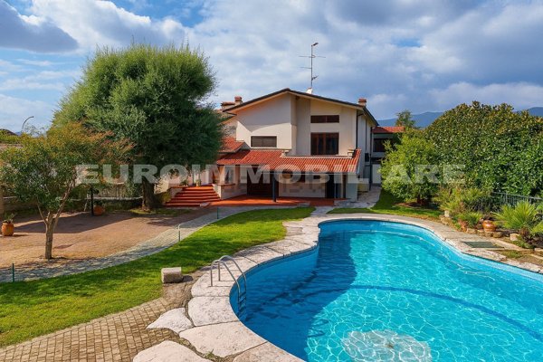 casa indipendente in vendita a Mazzano