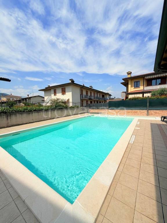 casa indipendente in vendita a Mazzano in zona Molinetto