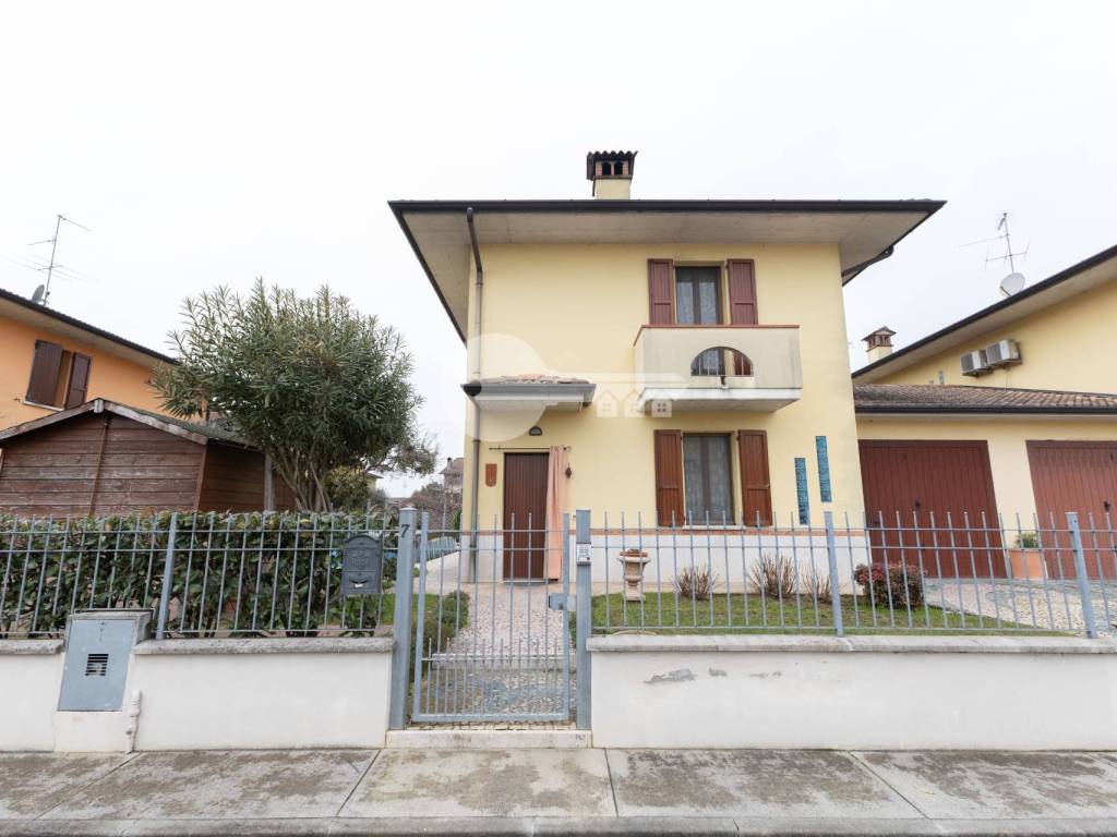 casa indipendente in vendita a Milzano