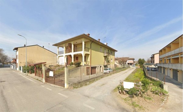 casa indipendente in vendita a Milzano
