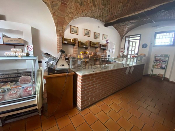 locale commerciale in vendita a Milzano