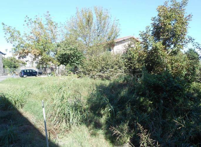 terreno edificabile in vendita a Milzano