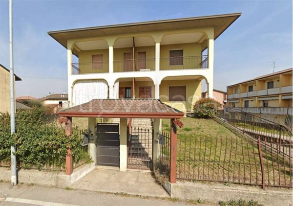 casa indipendente in vendita a Milzano