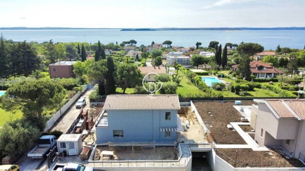 casa indipendente in vendita a Moniga del Garda