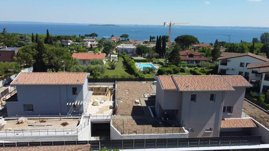 casa indipendente in vendita a Moniga del Garda