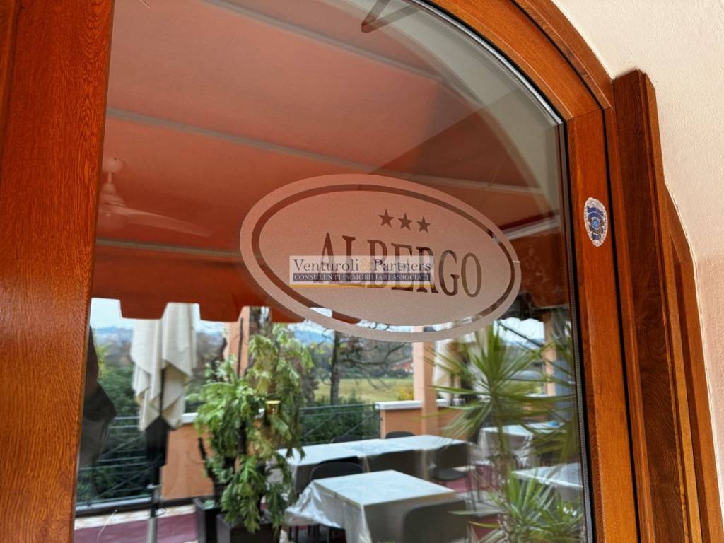 negozio in vendita a Moniga del Garda