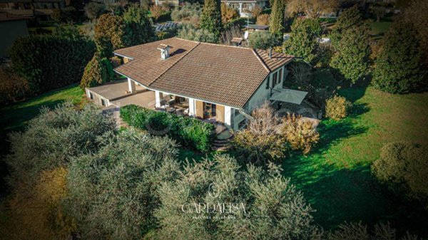 casa indipendente in vendita a Moniga del Garda