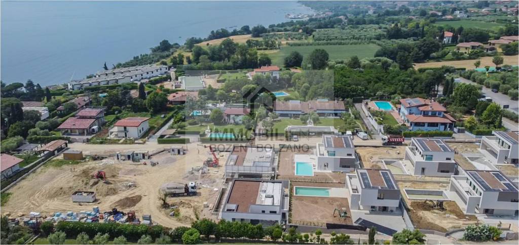 casa indipendente in vendita a Moniga del Garda