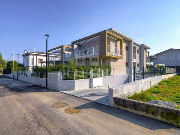 appartamento in vendita a Moniga del Garda