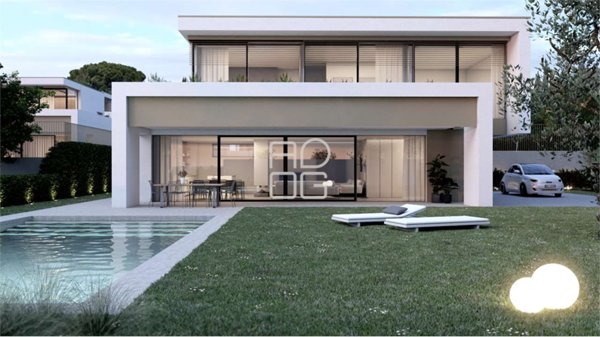 casa indipendente in vendita a Moniga del Garda