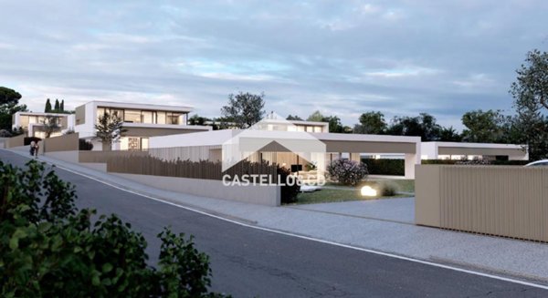 casa indipendente in vendita a Moniga del Garda
