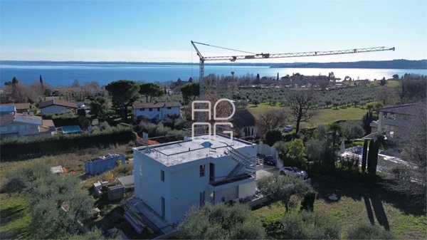 casa indipendente in vendita a Moniga del Garda