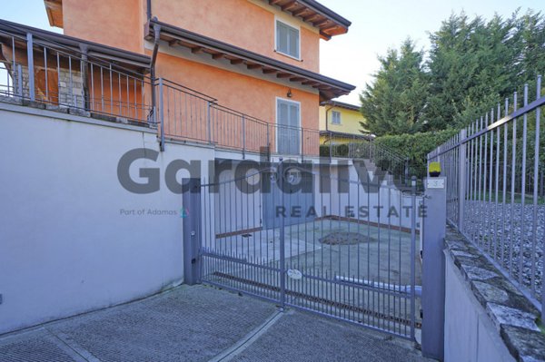 casa indipendente in vendita a Moniga del Garda