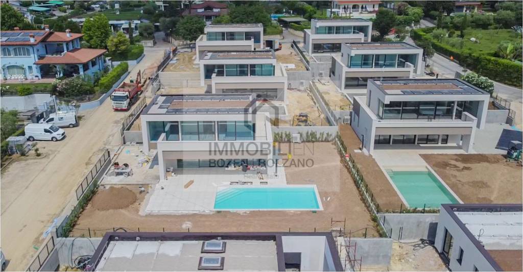 casa indipendente in vendita a Moniga del Garda