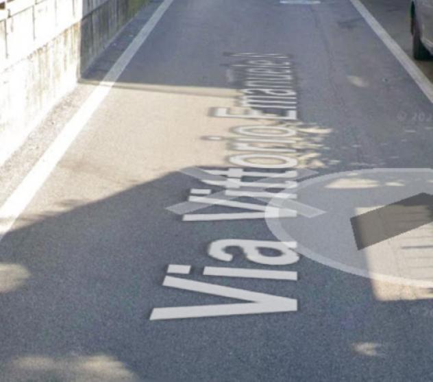 negozio in vendita a Moniga del Garda