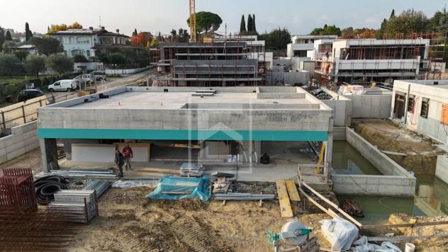 casa indipendente in vendita a Moniga del Garda