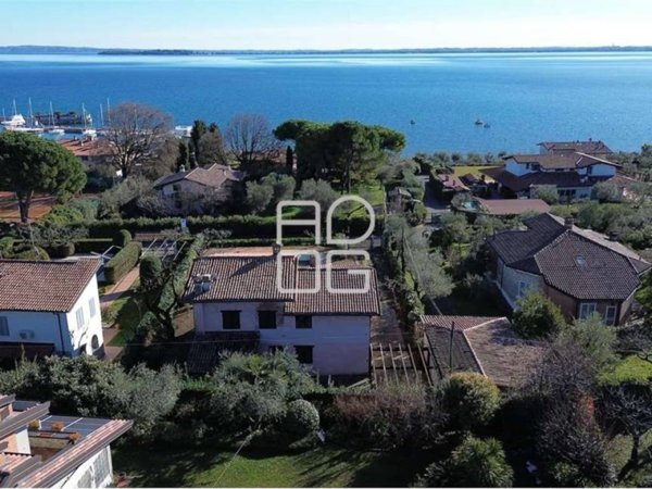 casa indipendente in vendita a Moniga del Garda
