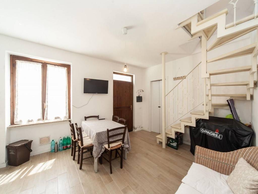 appartamento in vendita a Moniga del Garda