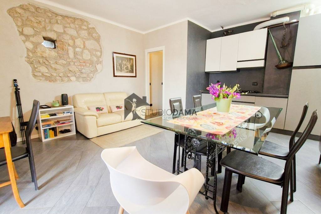 appartamento in vendita a Moniga del Garda