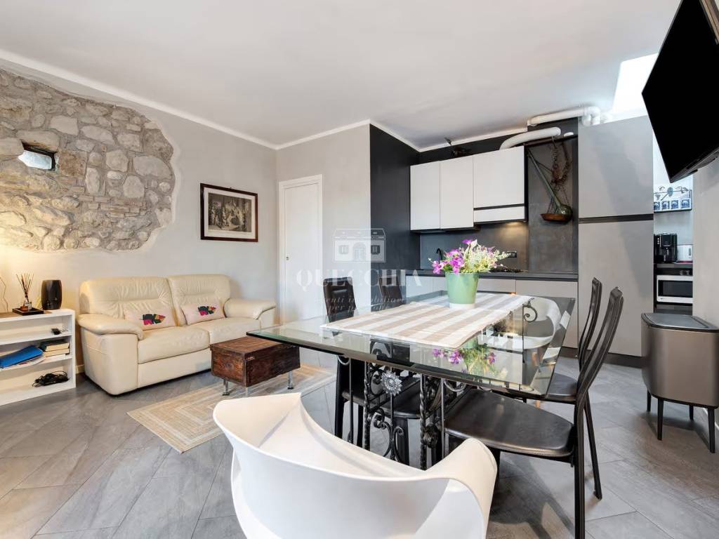 appartamento in vendita a Moniga del Garda
