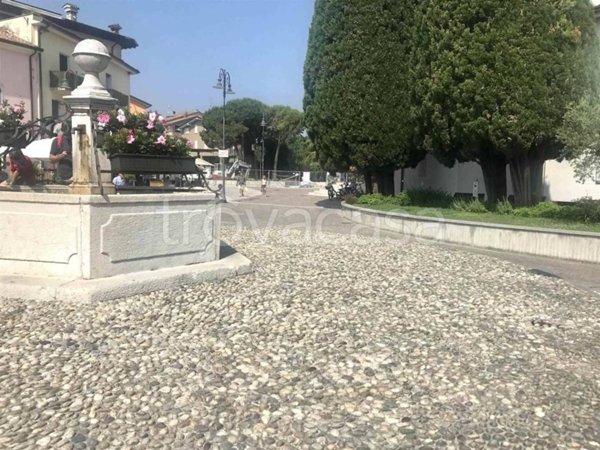 casa indipendente in vendita a Moniga del Garda
