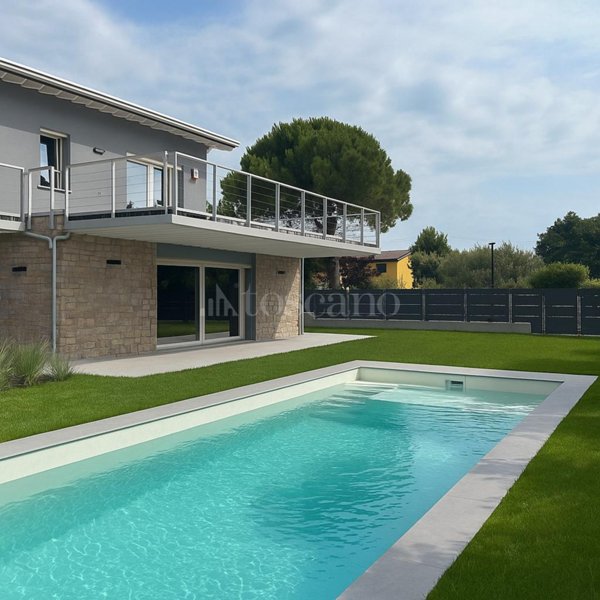 casa indipendente in vendita a Moniga del Garda