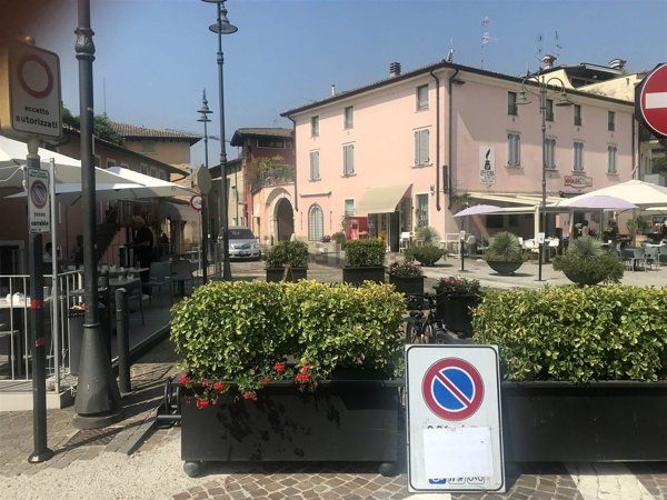 casa indipendente in vendita a Moniga del Garda