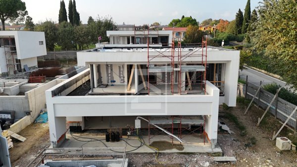 casa indipendente in vendita a Moniga del Garda