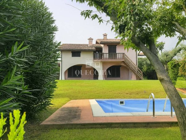 casa indipendente in vendita a Moniga del Garda