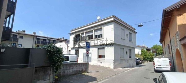 appartamento in vendita a Moniga del Garda