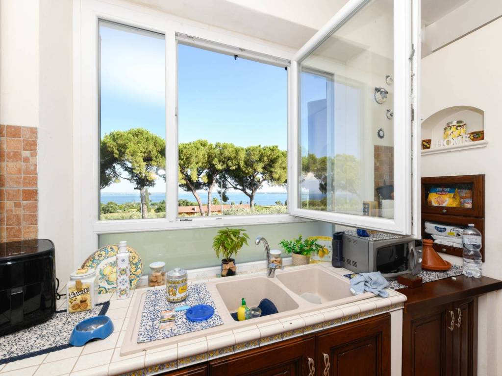 appartamento in vendita a Moniga del Garda