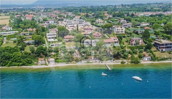 casa indipendente in vendita a Moniga del Garda