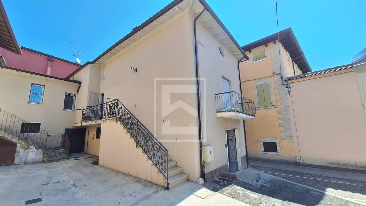 appartamento in vendita a Moniga del Garda