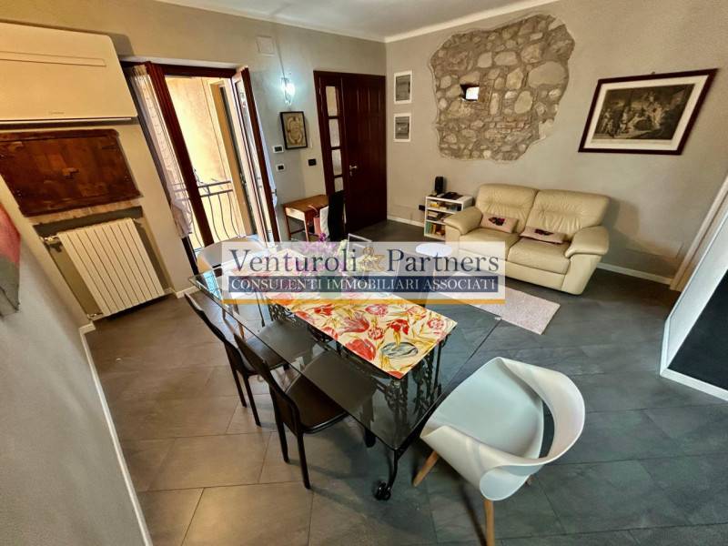 appartamento in vendita a Moniga del Garda