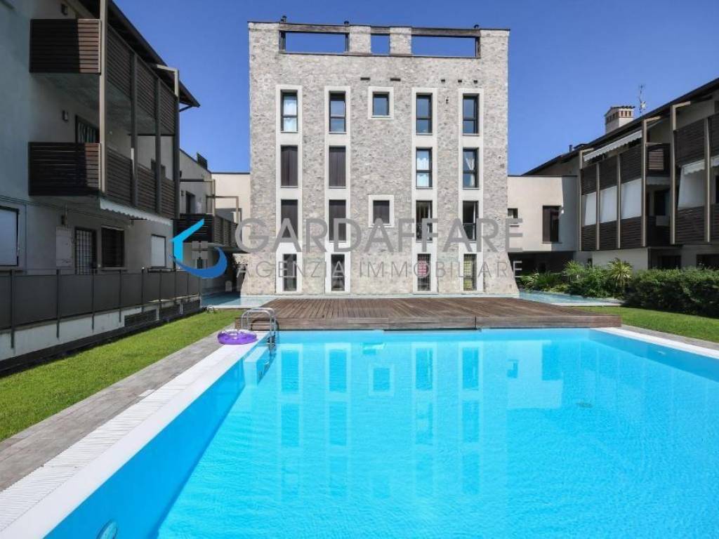 negozio in vendita a Moniga del Garda