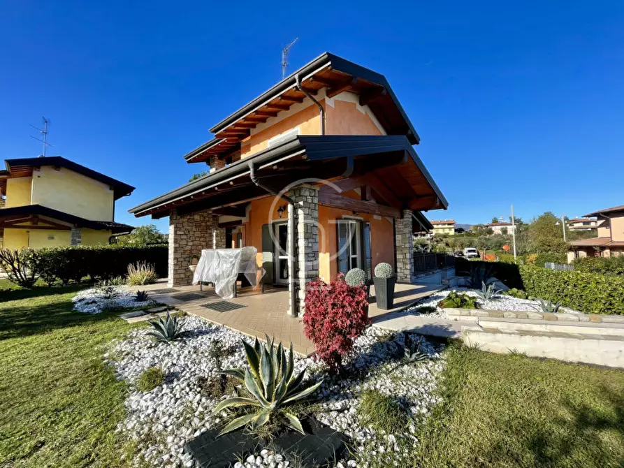 casa indipendente in vendita a Moniga del Garda