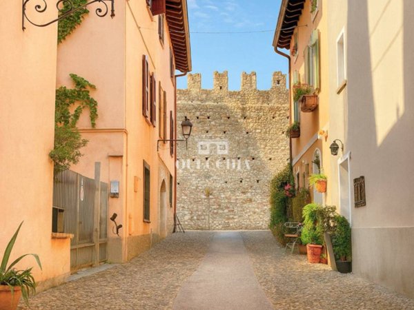 appartamento in vendita a Moniga del Garda