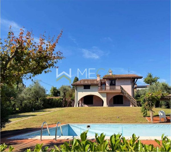 casa indipendente in vendita a Moniga del Garda