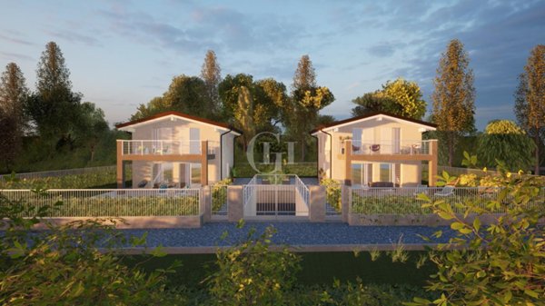 casa indipendente in vendita a Moniga del Garda