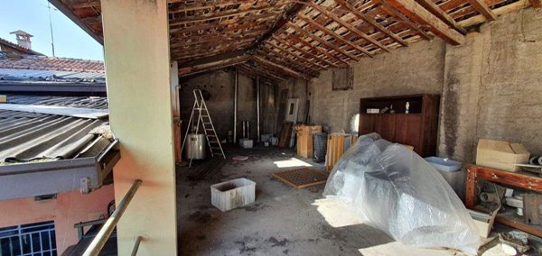 pentavano in vendita a Moniga del Garda